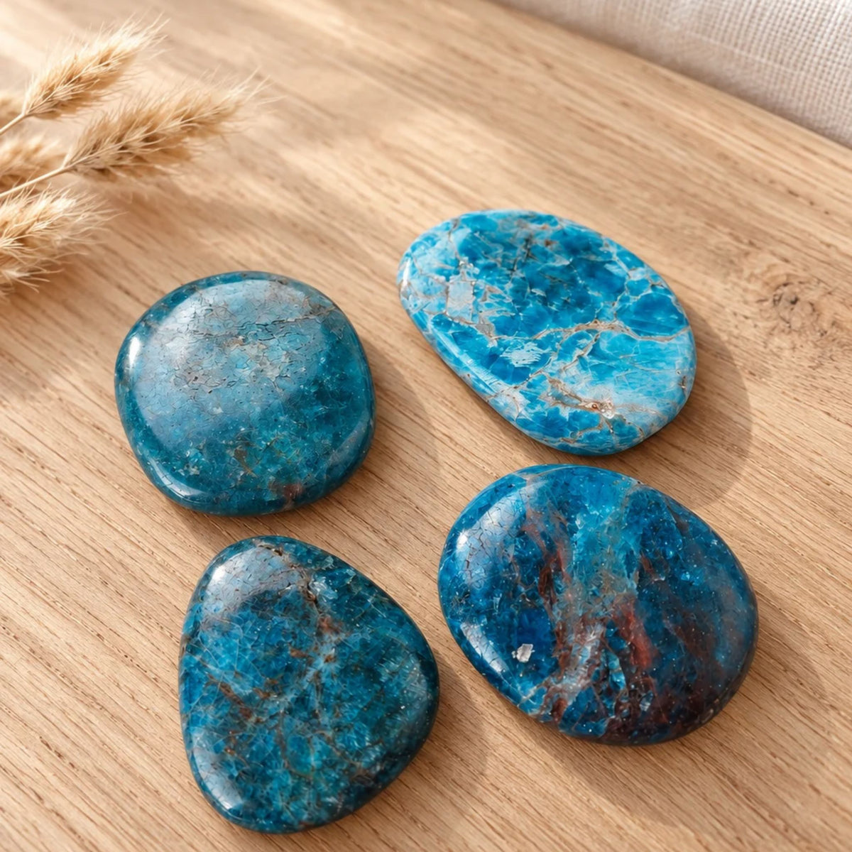 apatite bleue pierres plates