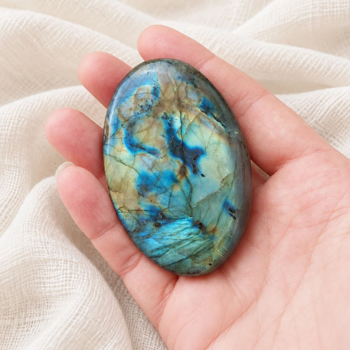 galet labradorite main