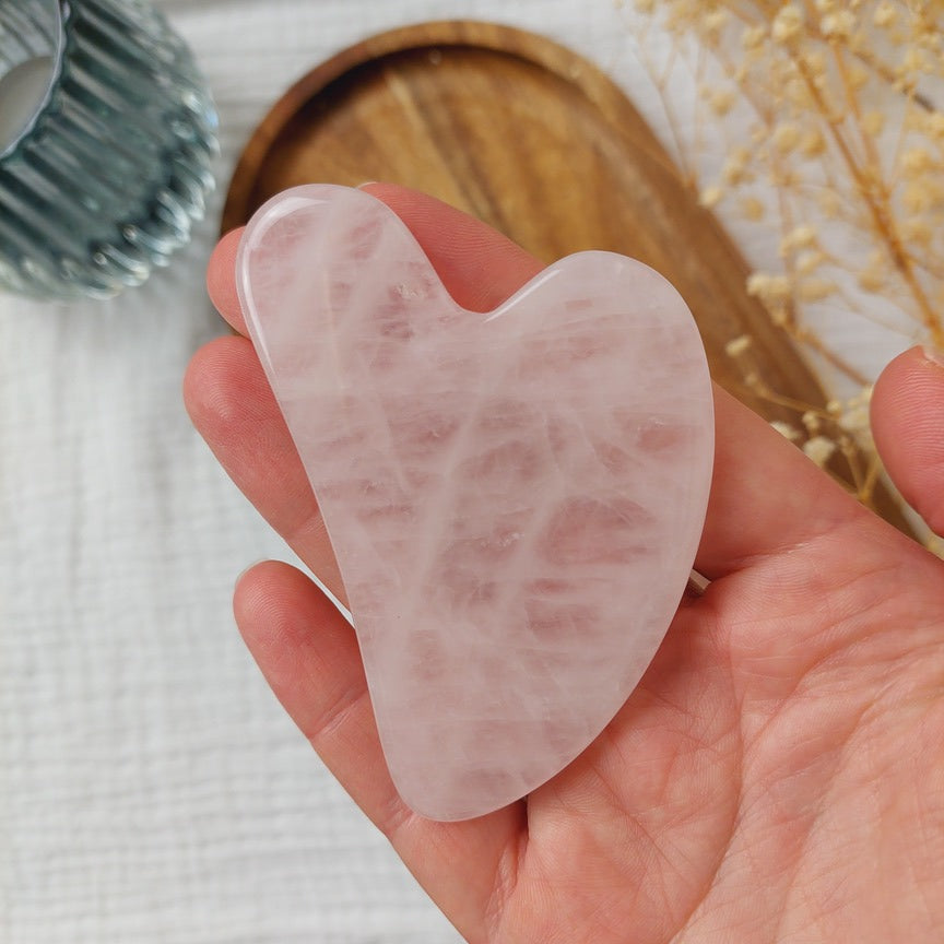 Gua sha quartz rose