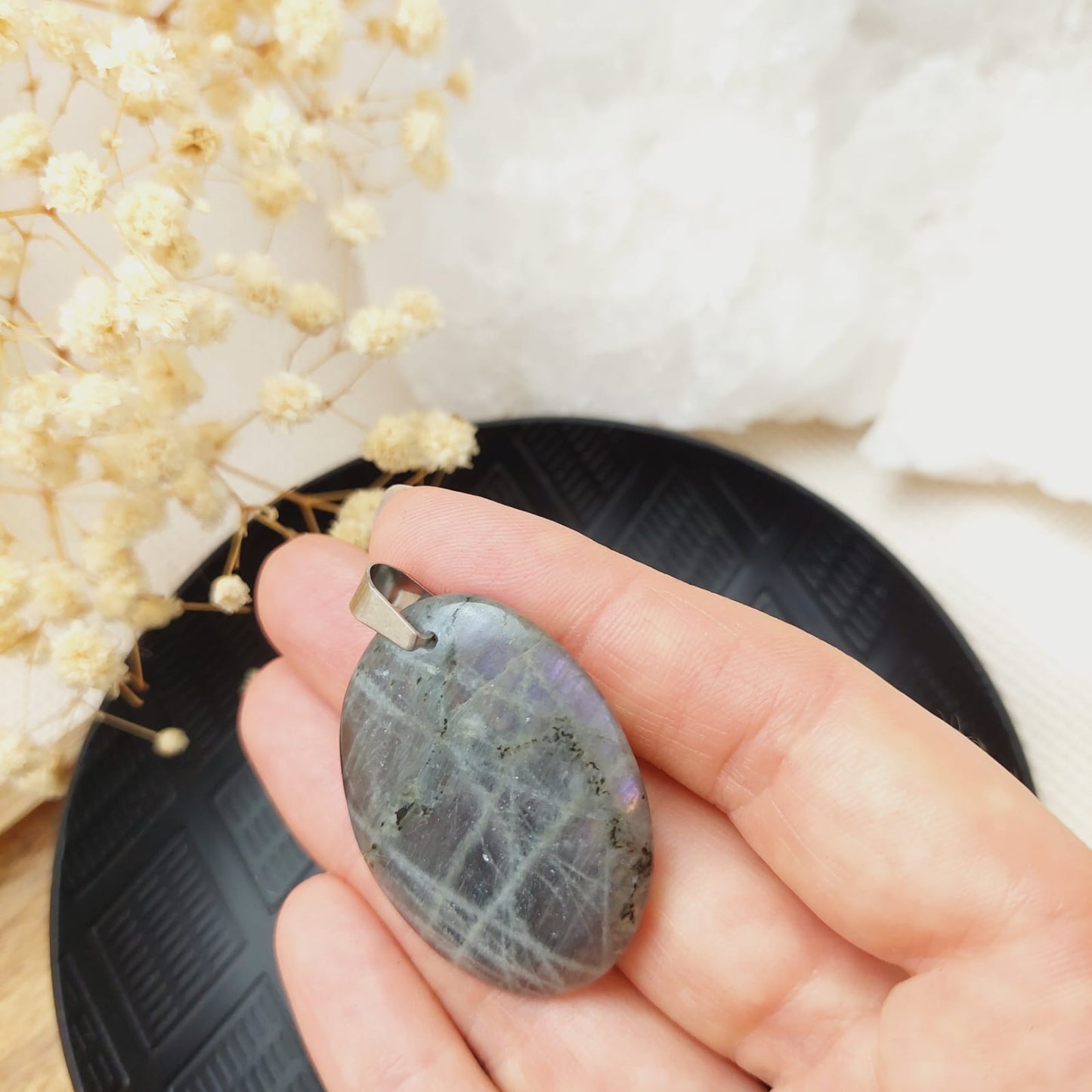 Pendentif Labrodite violette